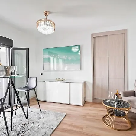 Apartment In The Heart Puerto Banus Luxurious Marbella