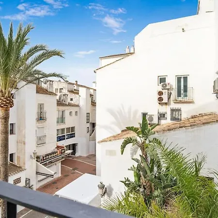 In The Heart Puerto Banus Luxurious Apartment Marbella