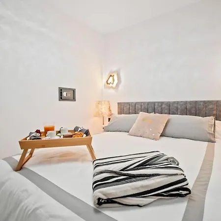 Appartement 4 In The Heart Puerto Banus Luxurious