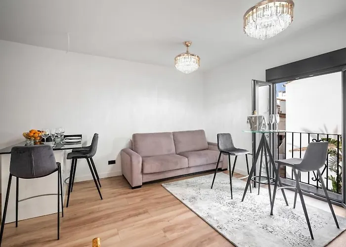 In The Heart Puerto Banus Luxurious Apartament